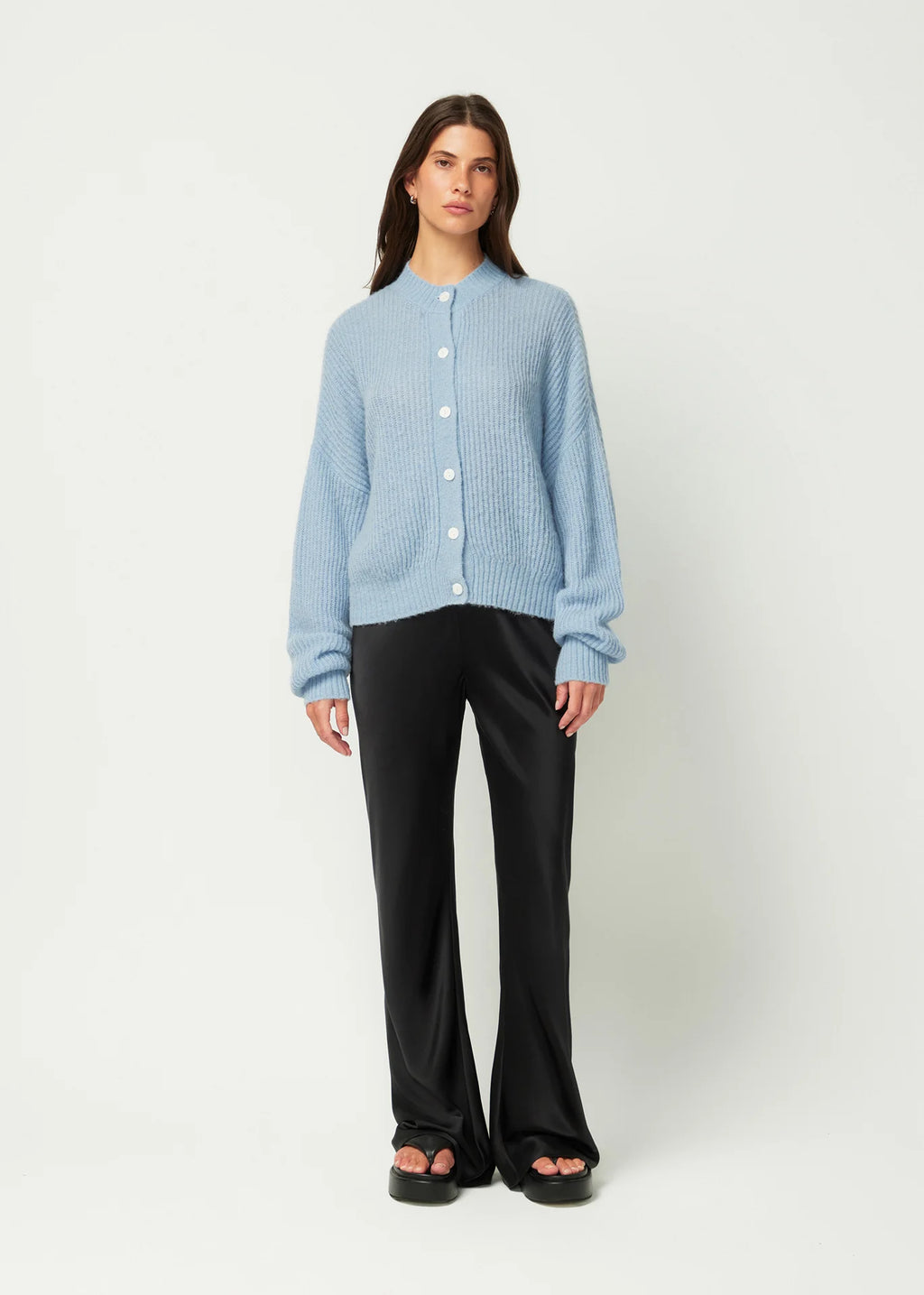 OVERSIZED CREW NECK CARDIGAN PALE BLUE