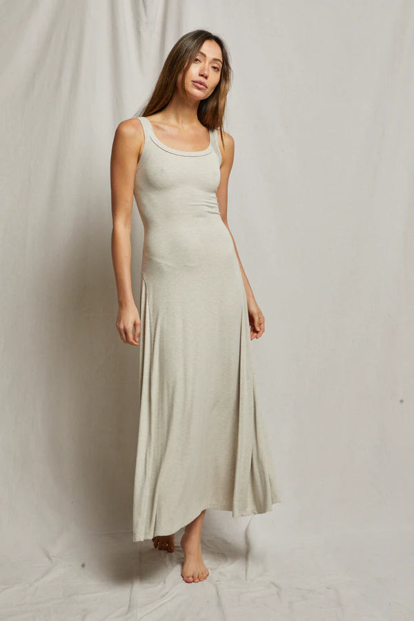 MIMI RIBBED MAXI DRESS OATMEAL - PERFECT WHITE TEE