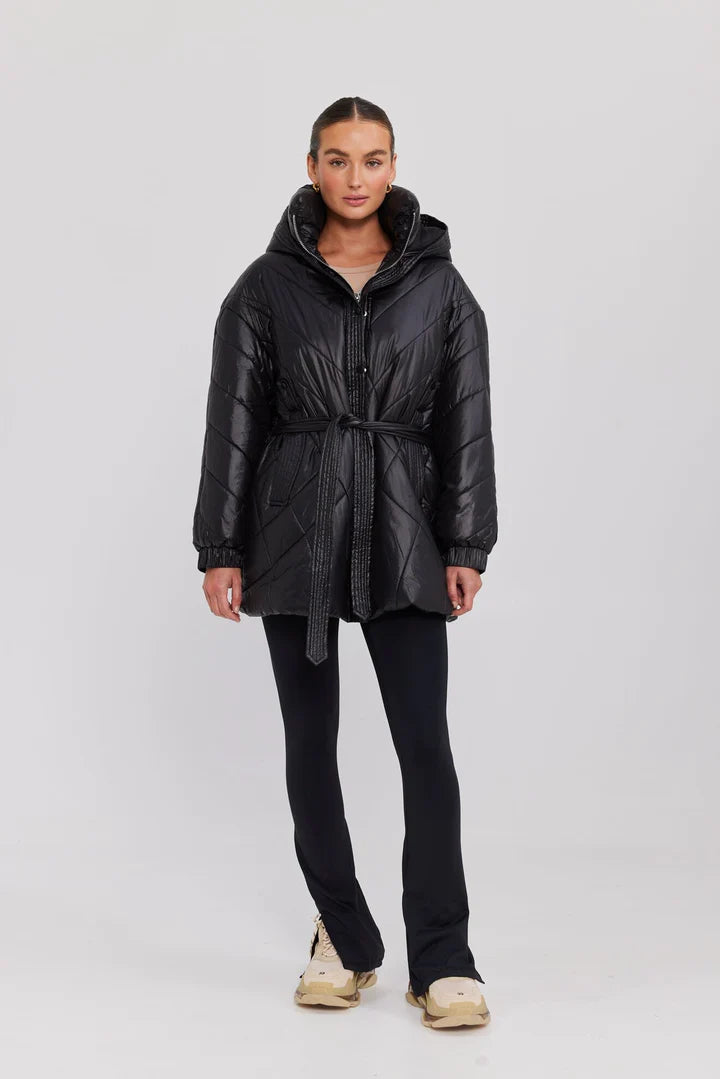 NOVA MIDLINE PUFFER BLACK