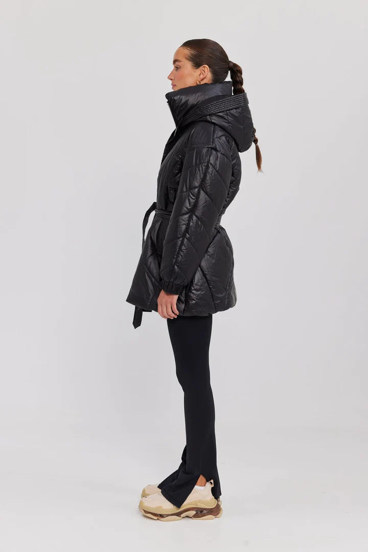 NOVA MIDLINE PUFFER BLACK