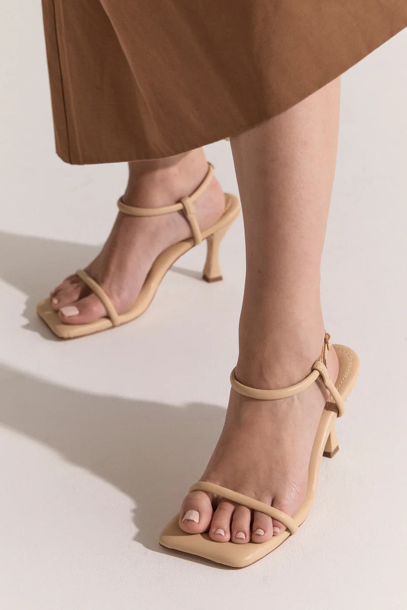 PADDED HEEL 0121 BEIGE - LA TRIBE