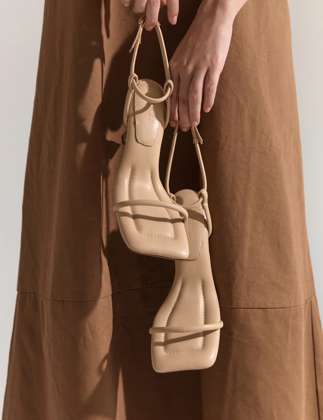 PADDED HEEL 0121 BEIGE