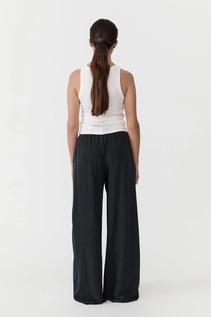 RELAXED SILK PANTS WASHED BLACK - ST.AGNI