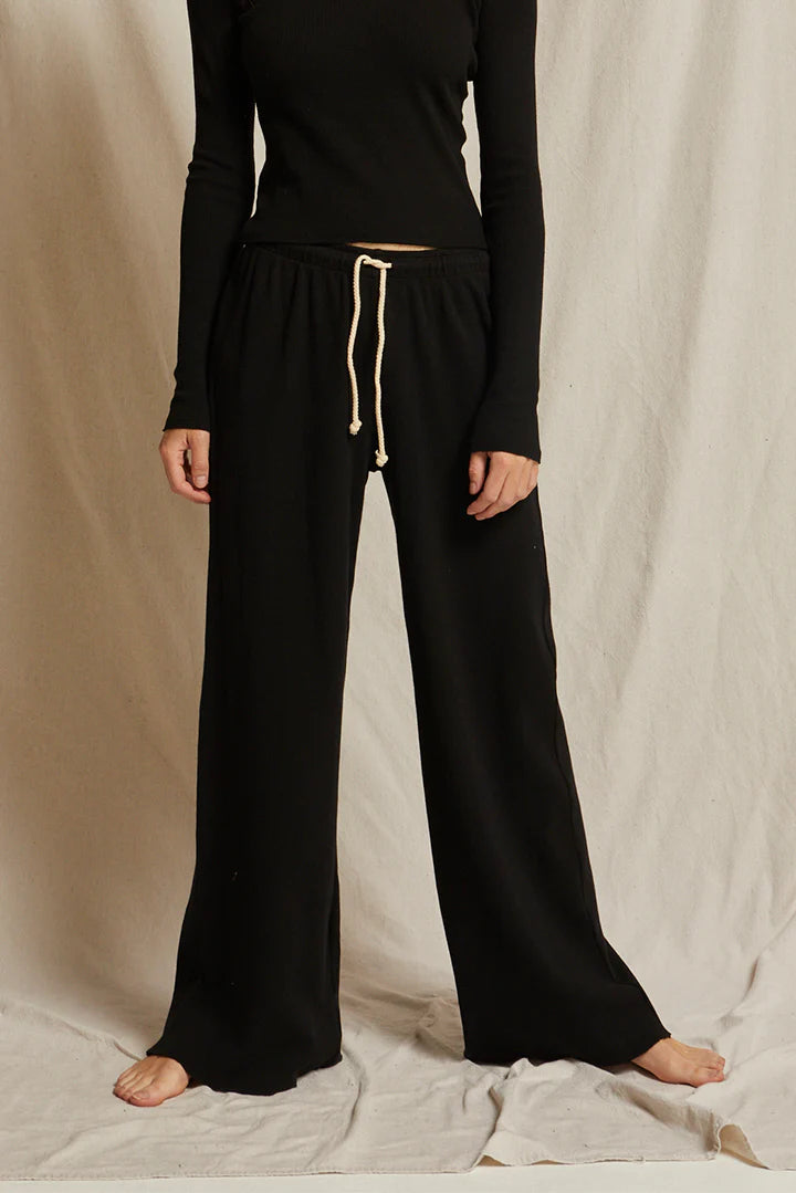 RIVERS THERMAL WIDE LEG PANT BLACK - PERFECT WHITE TEE