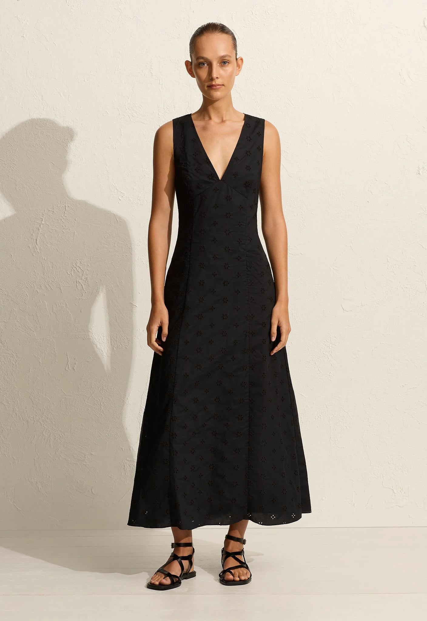 BRODERIE PLUNGE DRESS BLACK