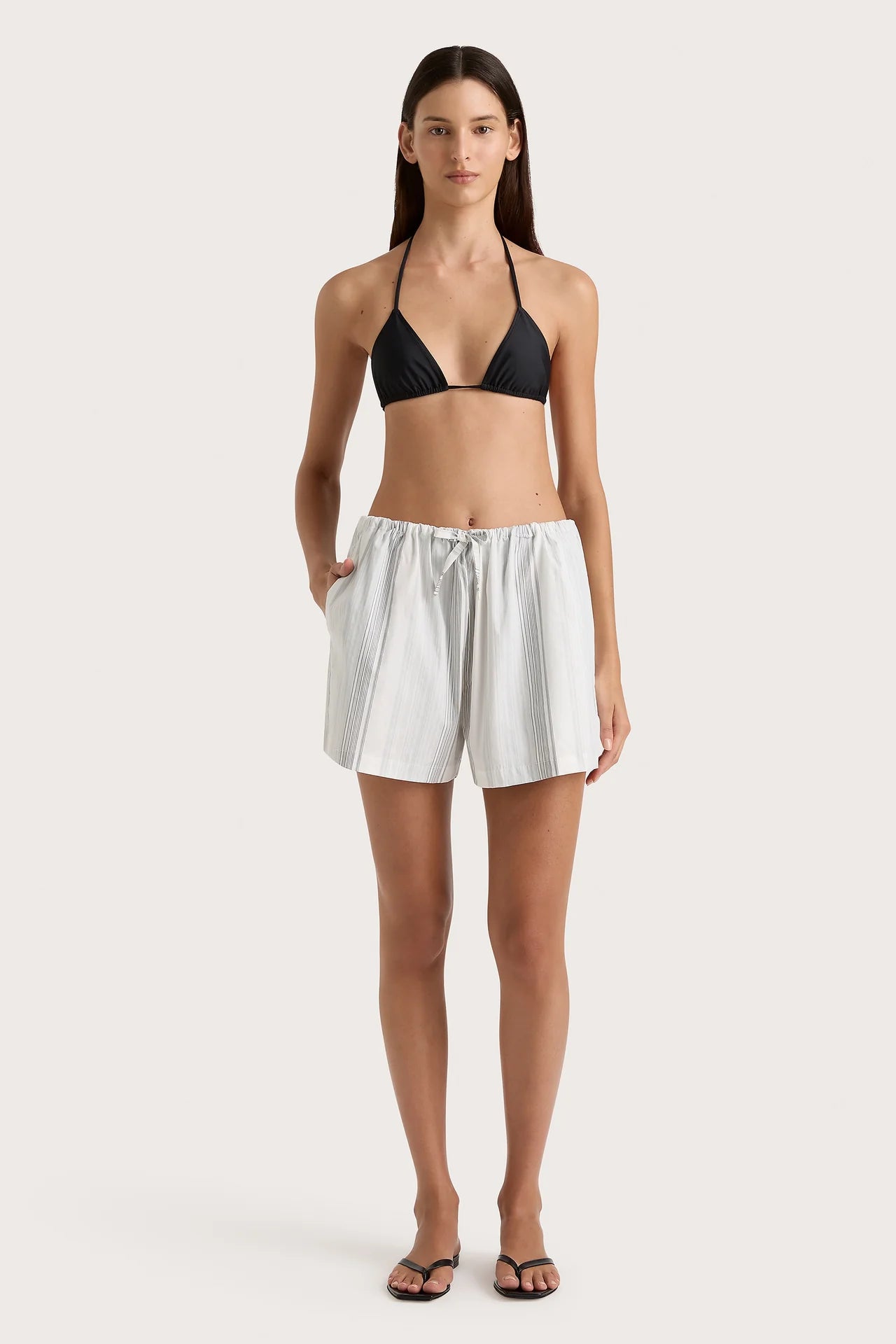 EN VAU SHORT STRIPED SOFT BLUE