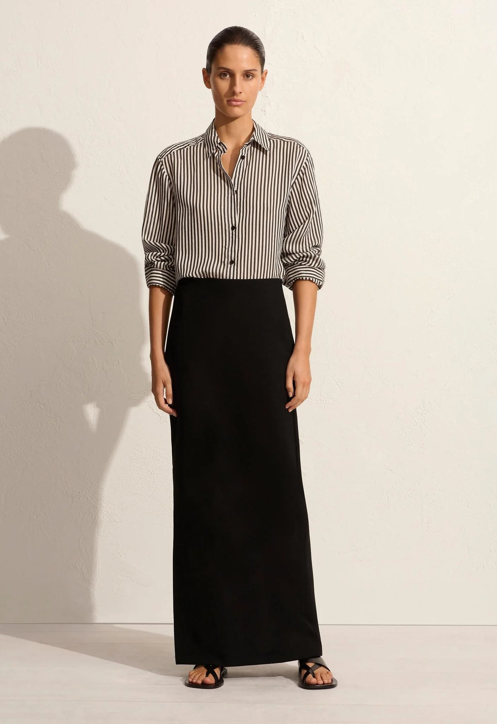 CREPE COLUMN SKIRT BLACK