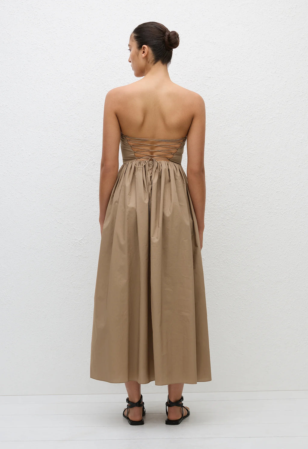 STRAPLESS LACE UP DRESS STONE
