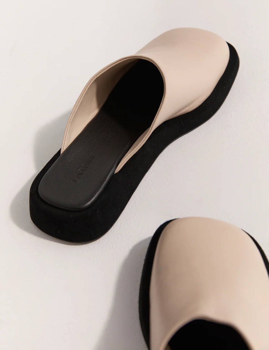 SIMPLE MULE 2181 CREAM/BLACK