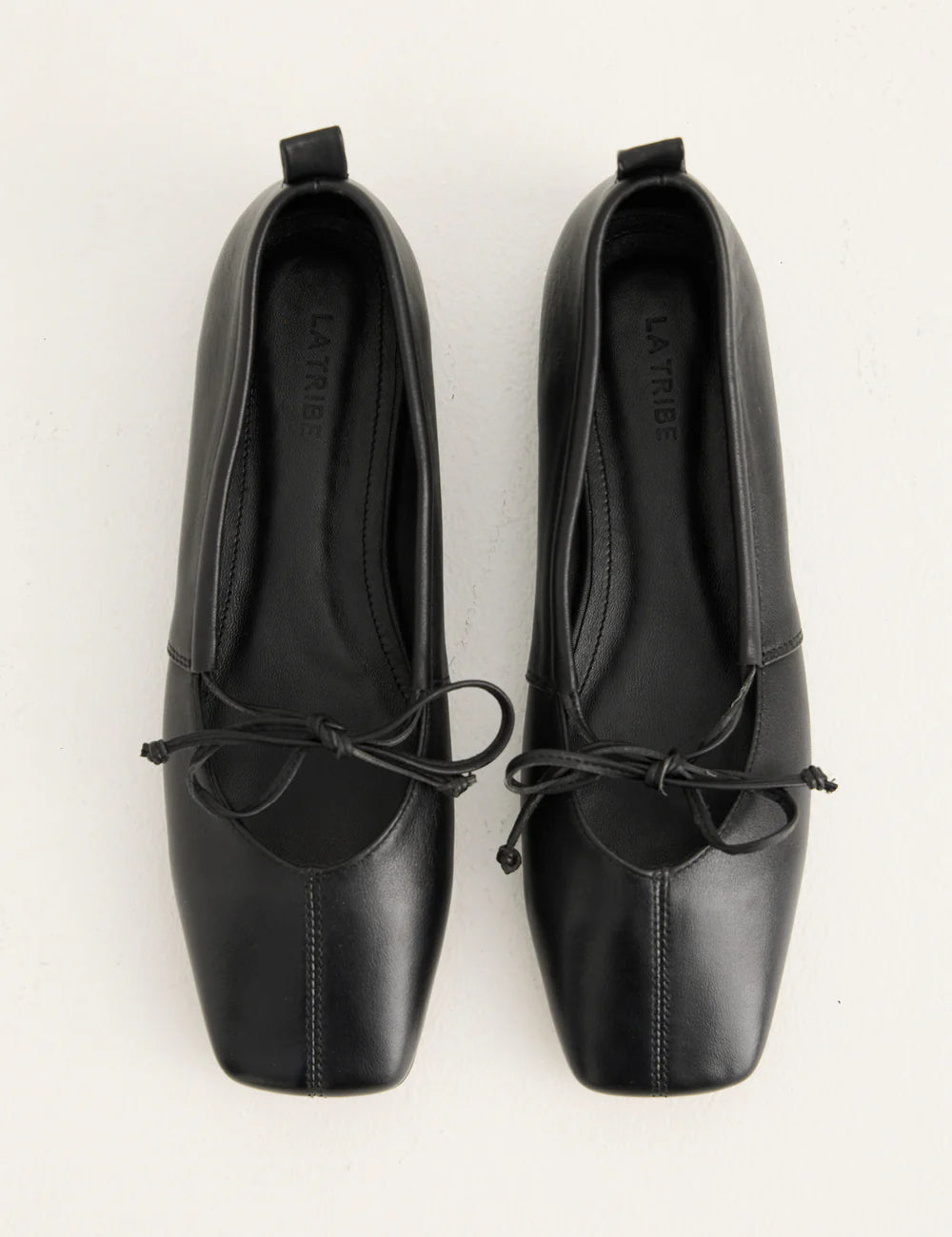 SQUARE TOE FLAT BLACK
