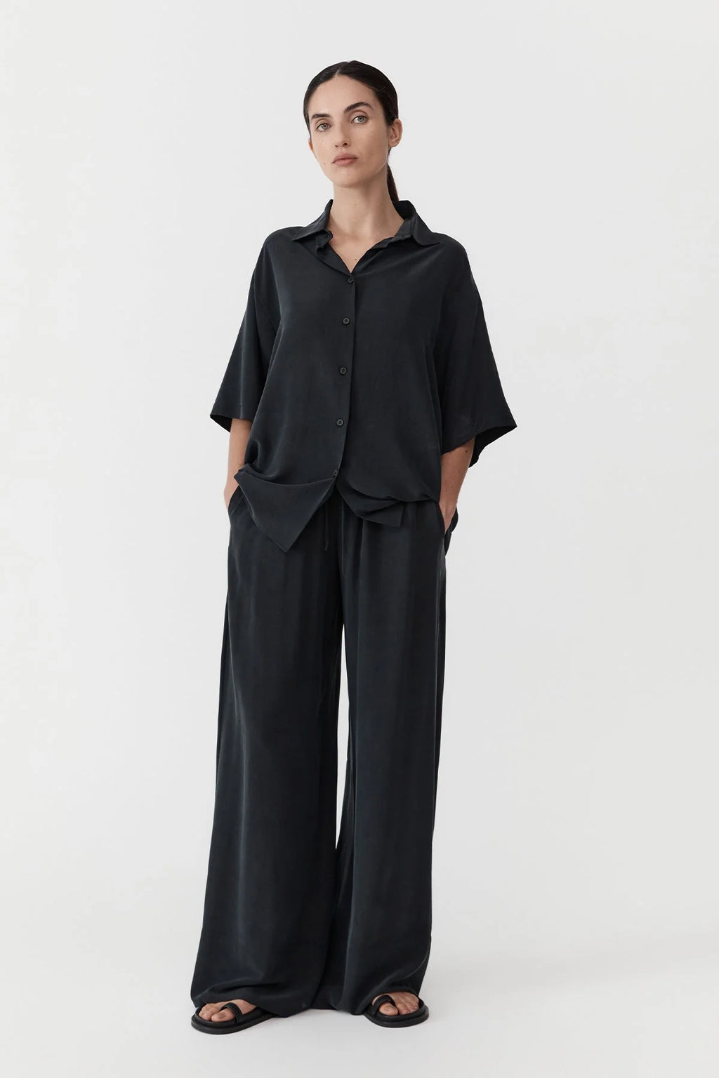 UNISEX SILK SHIRT WASHED BLACK