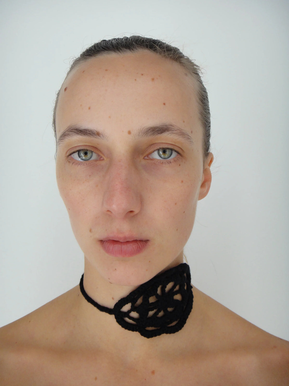 FLOWER CHOKER BLACK
