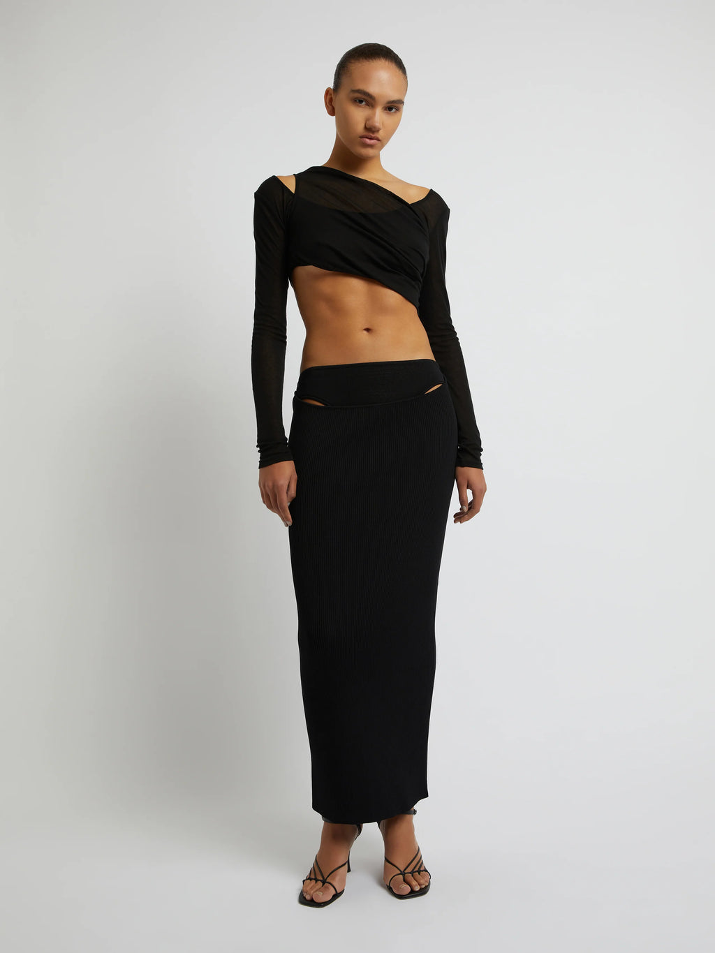 FOLDED CROP L/S TOP BLACK