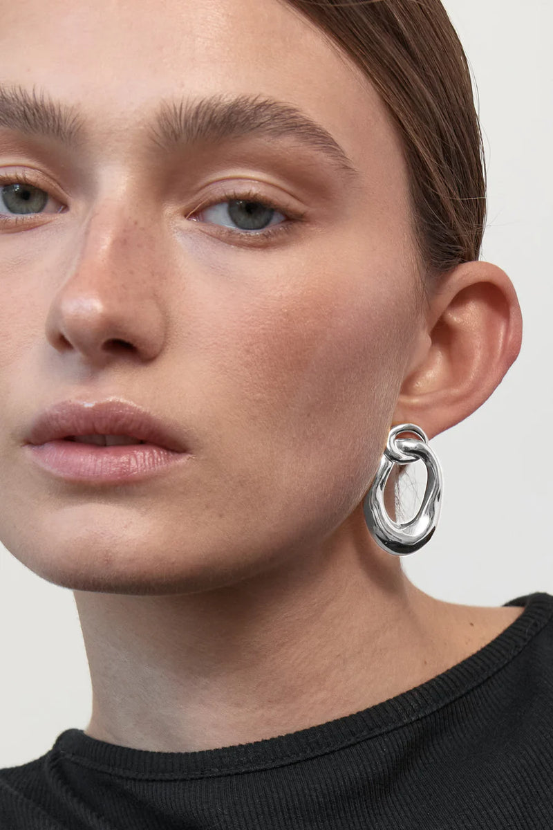 VOYAGE DOORKNOCKER EARRINGS SILVER - NINA GORDON