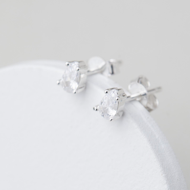 VALENTINE STUDS SILVER - SAINT VALENTINE