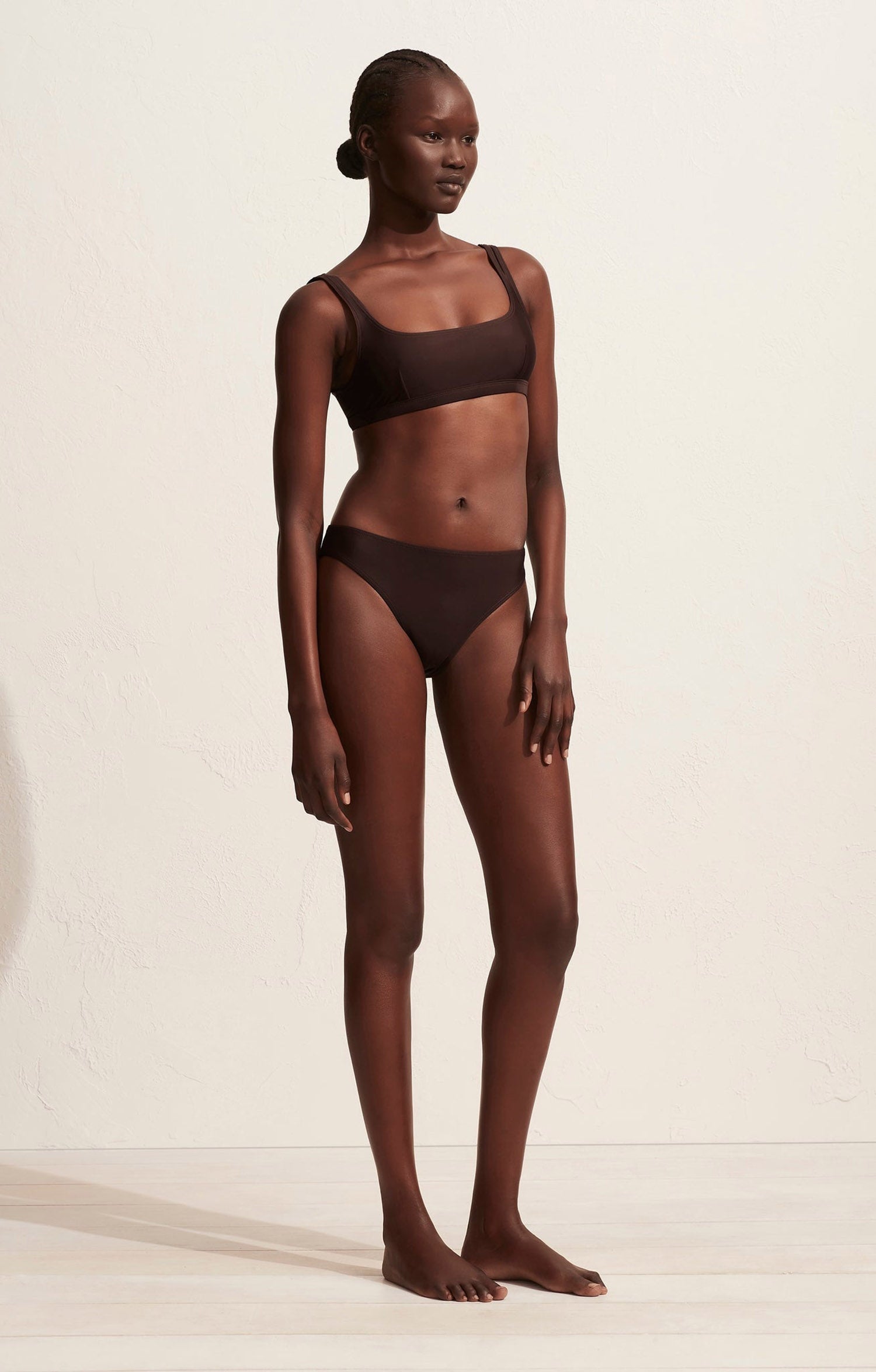 NINETIES CLASSIC BRIEF CAROB